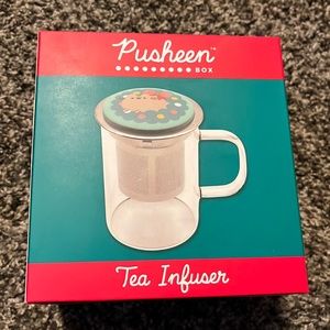 Pusheen winter box tea infuser